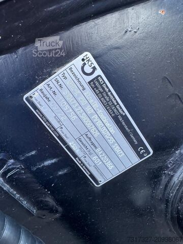 Mobile excavator Komatsu PW-180 11E0