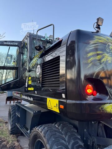 Mobile excavator Komatsu PW-180 11E0