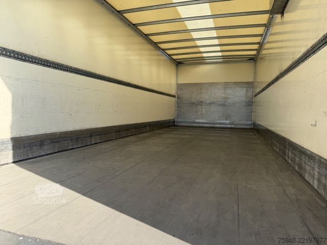 Furgone chiuso MERCEDES-BENZ Atego .