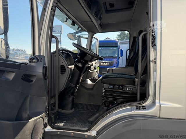Vrachtwagen met bakwagen MERCEDES-BENZ Atego  1500kg