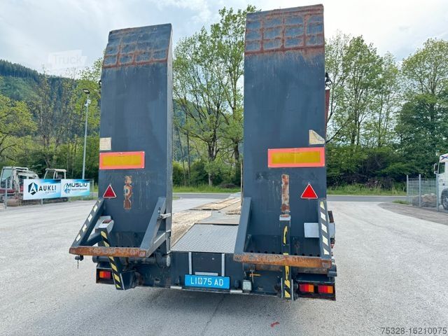 Lågbyggd trailer GOLDHOFER 2,75m Breit 1+3 hydraulische Rampen 30100Kg Nutz