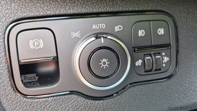 Μίνι λεωφορείο MERCEDES-BENZ Sprinter Elektro 9 Sitzer Bürgerbus