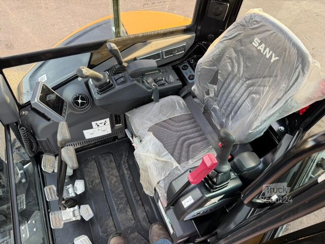  SANY SY35U - 3.7T - *146h* - FULL HYDR - QUICK HITCH...
