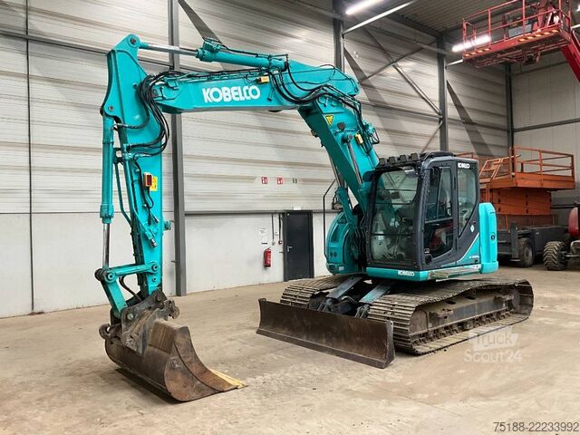 Excavadora sobre orugas Kobelco SK 140 SR LC-3