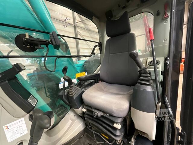 Excavadora sobre orugas Kobelco SK 140 SR LC-3