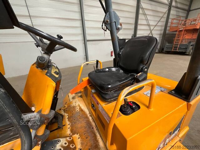 Véhicule à benne Thwaites 4.5 tonne