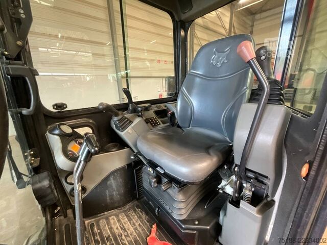 Bobcat E 35