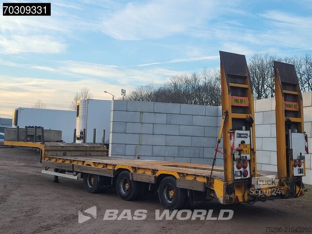 Chargeur bas GS Meppel Remote Control 2xSteeringAxle