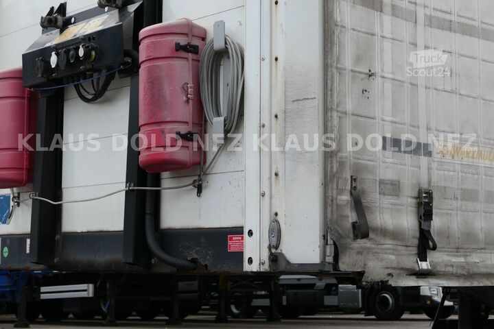 Autotransporter Auflieger SCHWARZMÜLLER S1 Autotransporter LBW Hubkraft 4000 kg