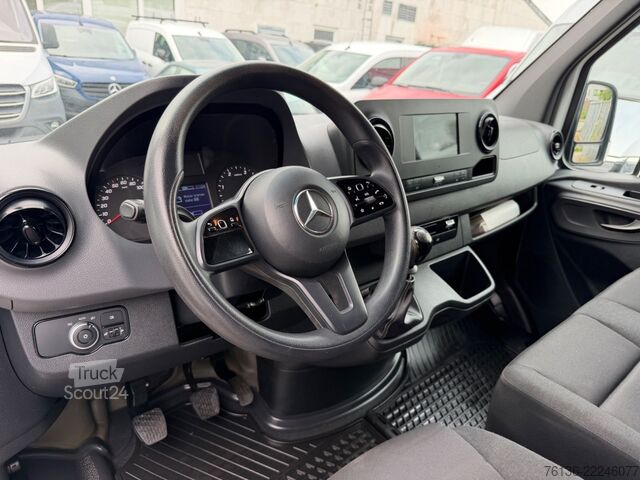 Furgon blaszak MERCEDES-BENZ Sprinter 214 CDI Klima L1H1 AHK Kamera Kompakt