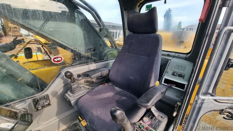 Pelle sur chenilles Volvo EC 460 BLC