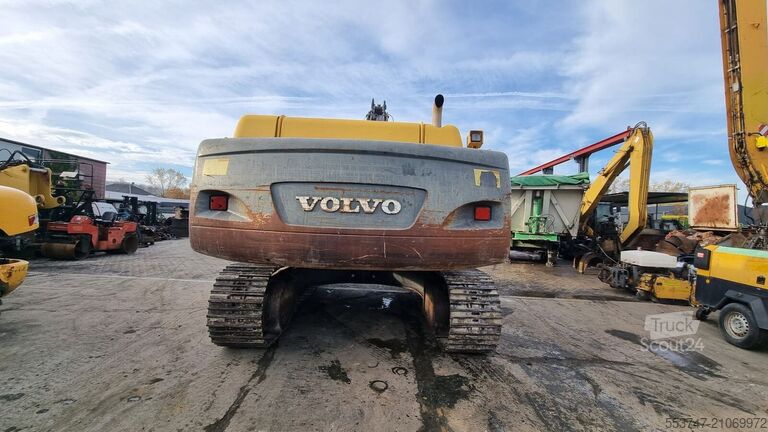 Pelle sur chenilles Volvo EC 460 BLC