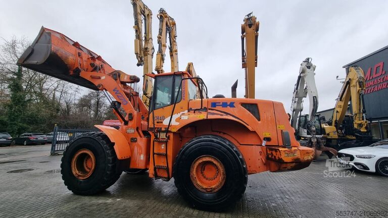 Încărcător pe roți Fiat-Kobelco W 270