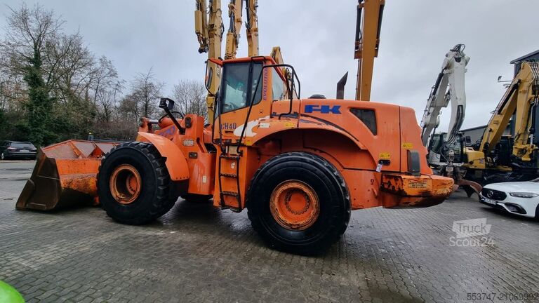 Încărcător pe roți Fiat-Kobelco W 270