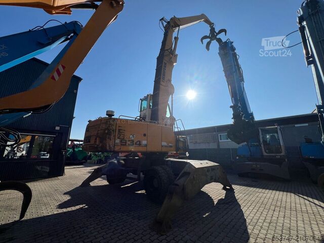 Manipulateur de matériaux Liebherr A 934 C Litronic