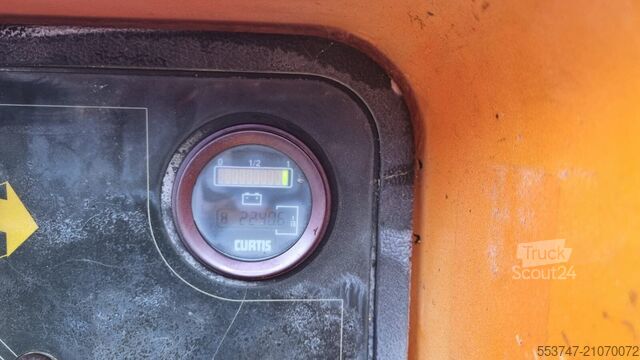 Подъемное устройство телескопической стрелы JLG M 600 JP