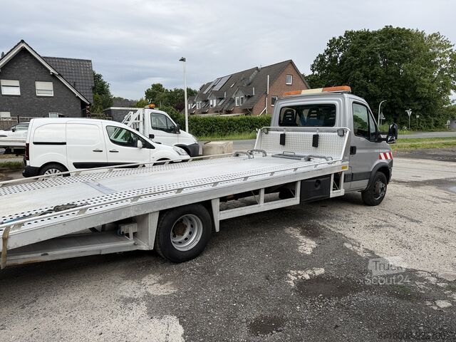 Transporter mit Koffer Iveco Daily 70 C 17 EEV TIJHOF Autotransporter