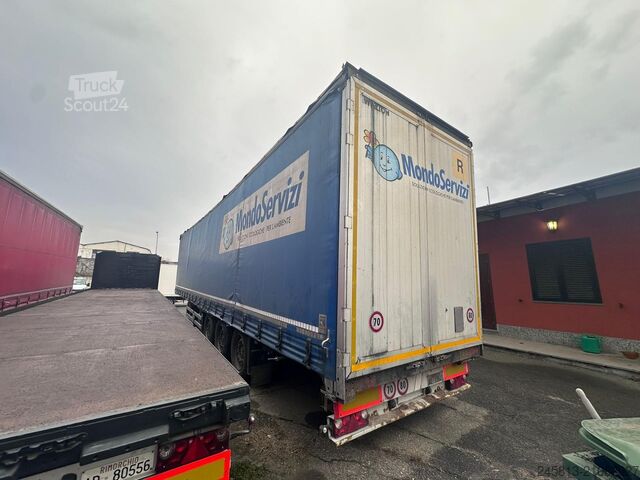 Open semitrailer with tarp Wielton 