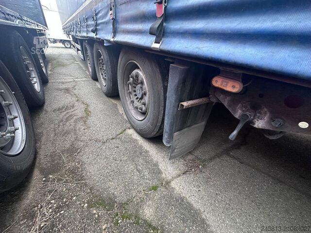 Open semitrailer with tarp Wielton 