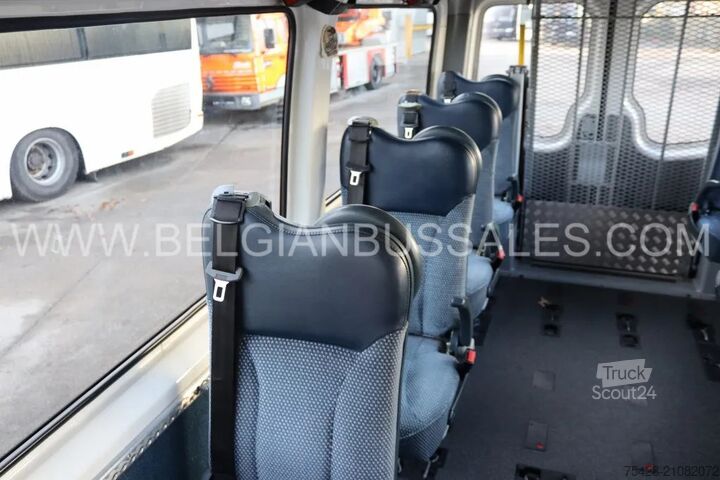 Minibus Volkswagen Crafter / Lift / 8+1pl / Manual /