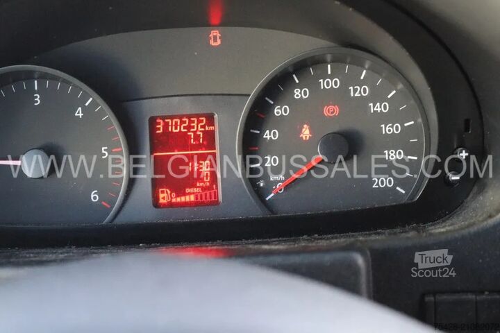 Minibus Volkswagen Crafter / Lift / 8+1pl / Manual /