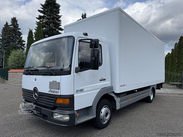 Atego 815 fourgon 6,10 m, hayon élévateur, 3 sièges, attelage remorque Mercedes-Benz Atego 815 Koffer 6,10m LBW, 3.Sitze, AHK