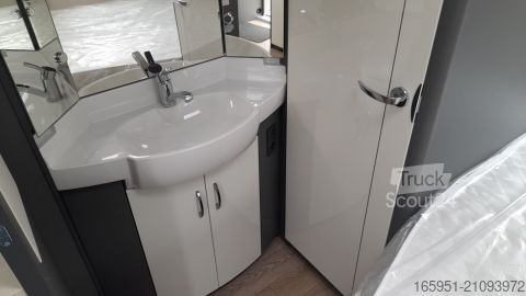 Τροχόσπιτο Hobby Excellent 560 CFe 2000kg TV Halter, 2025