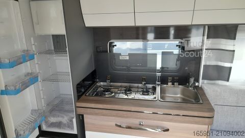 Τροχόσπιτο Hobby Excellent Edition 540 WLU Mod.20252000kgDusche