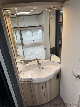 Τροχόσπιτο Hobby De Luxe 460 UFe Mod.2026 1500kg FH ETSAutark