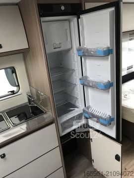 Τροχόσπιτο Fendt Tendenza 515 SG 2000kg Dekopaket TV Halter