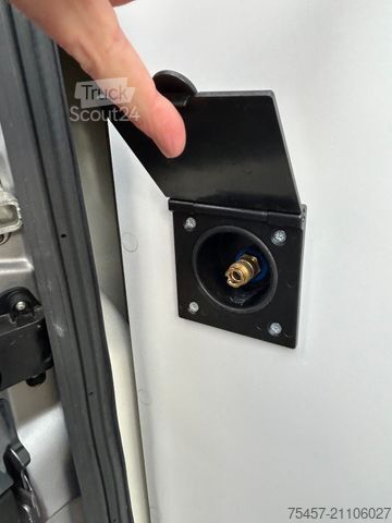 Bobil KARMANN Dexter 625 - Skyroof, Automatik - UVP: 81.900¤