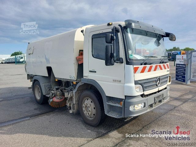 Măturătoare stradală Mercedes-Benz 1518 LKO Atego Kehrmaschine  Bucher-Schörling