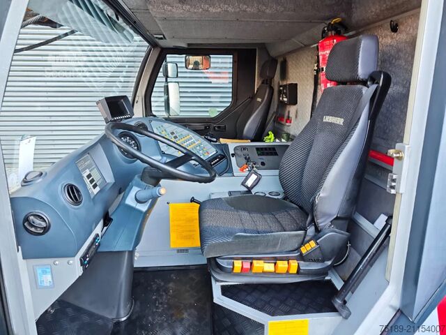 Vežový žeriav Liebherr MK 100 10x8x10