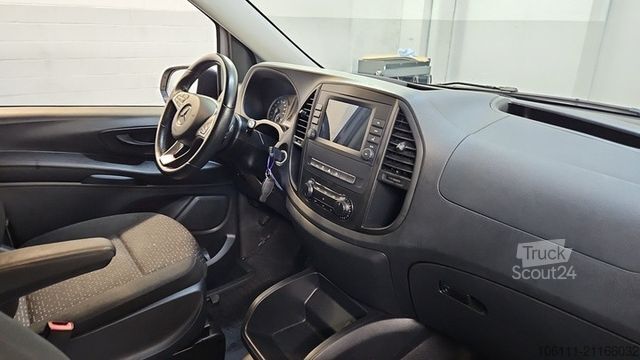 Minibús MERCEDES-BENZ Vito Tourer 114 CDI Pro Automatik Lang