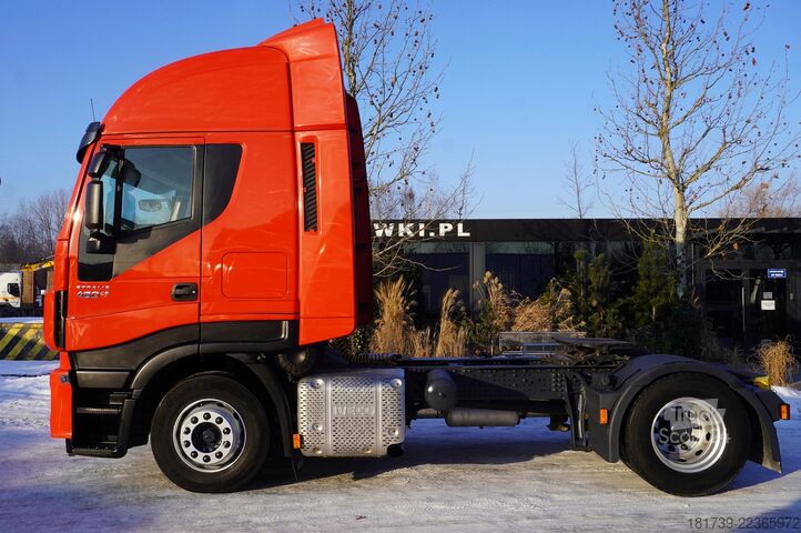 Nyerges vontató Iveco Stralis 460 E6 tractor unit/ Sleeper cab