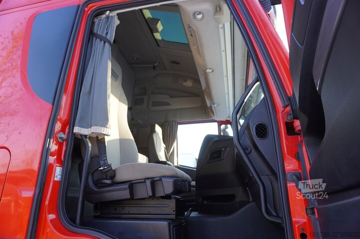 Nyerges vontató Iveco Stralis 460 E6 tractor unit/ Sleeper cab