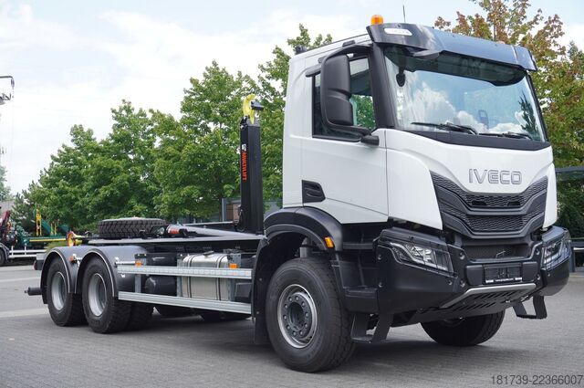 Zdvihací hák Iveco T-Way AD380T46 / 6x4 / 2026 / no mileage