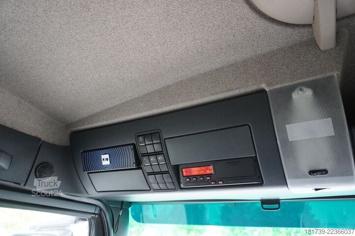 Vontató MAN TGX 33.640 6x4 tractor unit / GVM 70 t