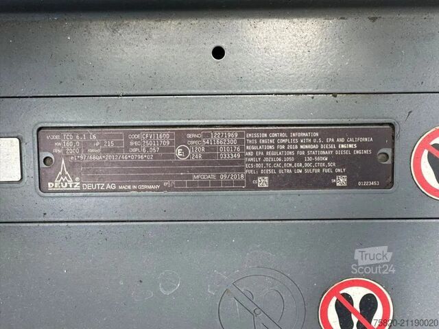 Mașină de manipulare a materialelor Fuchs MHL 350  MATERIAL HANDLER/UMSCHLAGBAGGER/OVERSL...