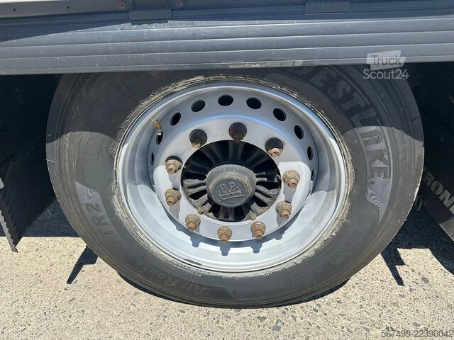 Schiebeplanen Krone SD Standard 2 Units!! 6 NEW TIRES (385/55 R22,5...