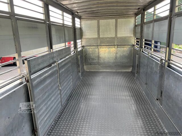 Перевозка крупного рогатого скота Volvo FH 13.540 Globe XL 6x2/4 IRMA Livestock