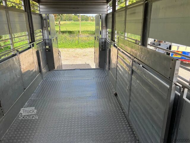 Перевозка крупного рогатого скота Volvo FH 13.540 Globe XL 6x2/4 IRMA Livestock