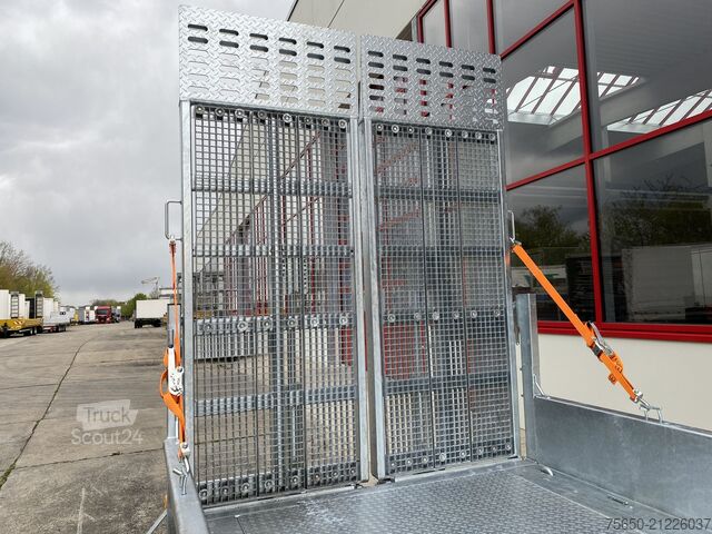 Low loader trailer Möslein TT 11-E6x2 hydr. Rampen  Tieflader für Fräsen breiten hydraulischen Rampen, Neu