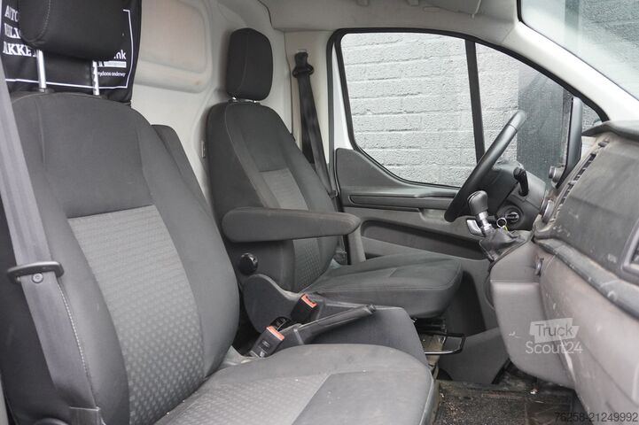 Furgão de painéis Ford Transit Custom 2.0 TDCI 130PK L2 EURO 6 - Airco...