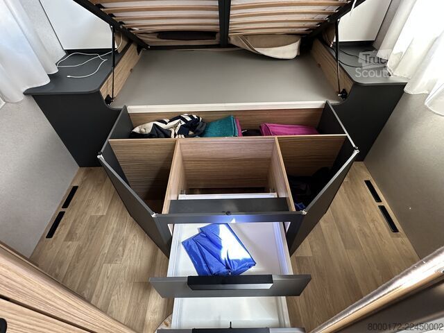 Autocaravana integral Pilote G741FC, Alde, Standklima, Lithium