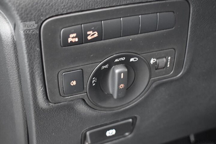 Furgão de painéis MERCEDES-BENZ Vito Kasten 116 CDI 4x4 lang Autom. Navi PDC