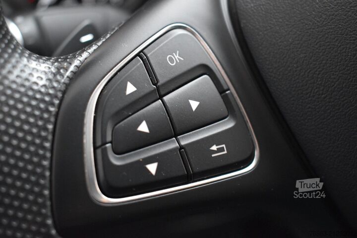 Furgão de painéis MERCEDES-BENZ Vito Kasten 116 CDI 4x4 lang Autom. Navi PDC