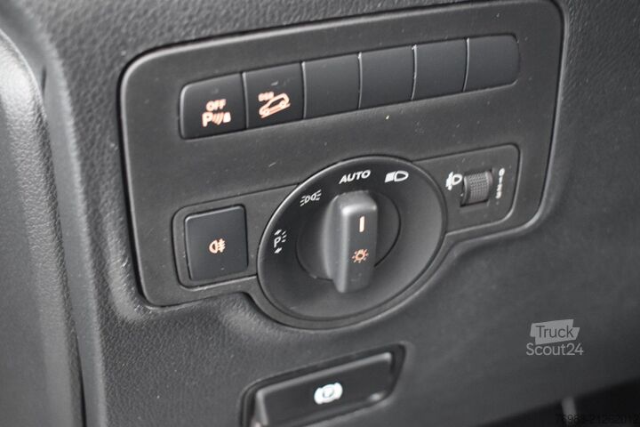 Furgão de painéis MERCEDES-BENZ Vito Kasten 116 CDI 4x4 lang Autom. Navi PDC