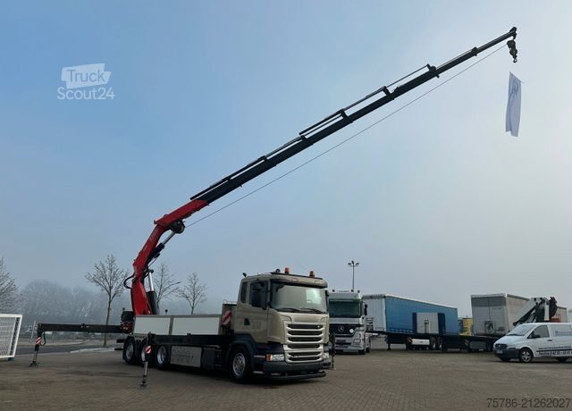 Camião de plataforma SCANIA R450 L 8x4 Fassi F 660 RA 2.28 HE/ Winde/ Funk