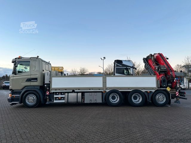 Camião de plataforma SCANIA R450 L 8x4 Fassi F 660 RA 2.28 HE/ Winde/ Funk